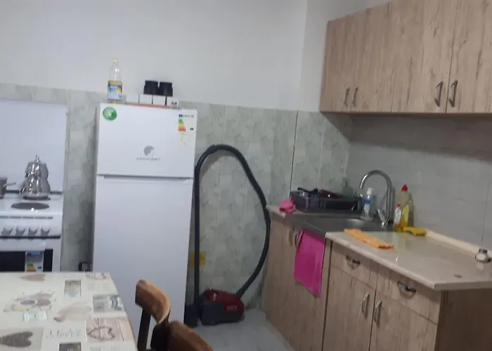 Apartment Makedonyada Kiralik Ev Ve Arac Hizmeti Ile Birlikte Skopje